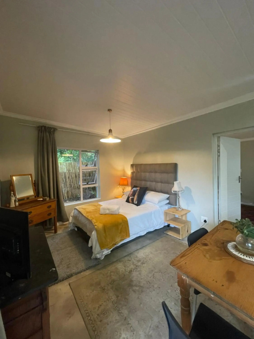 Sarah's Place- Manor House