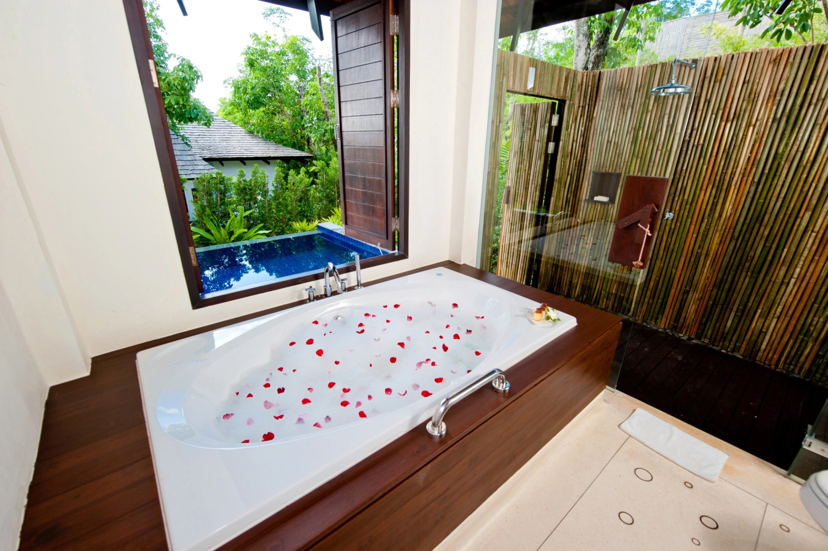 Курортный отель The Vijitt Resort Phuket