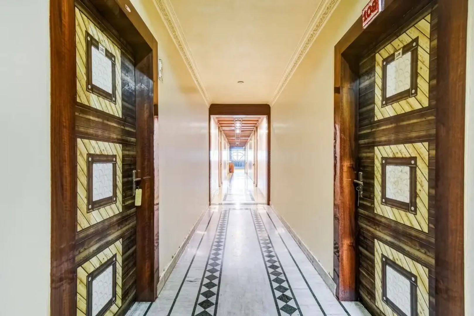 SPOT ON 61898 Hotel Riya Palace