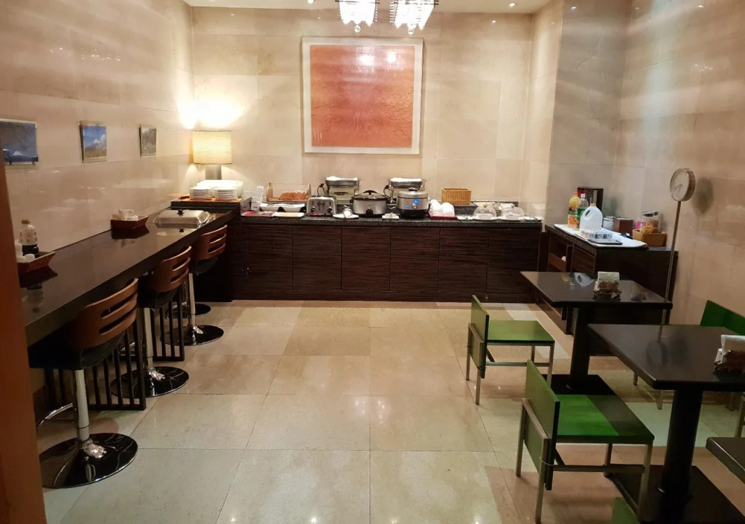 Solium Business Hotel