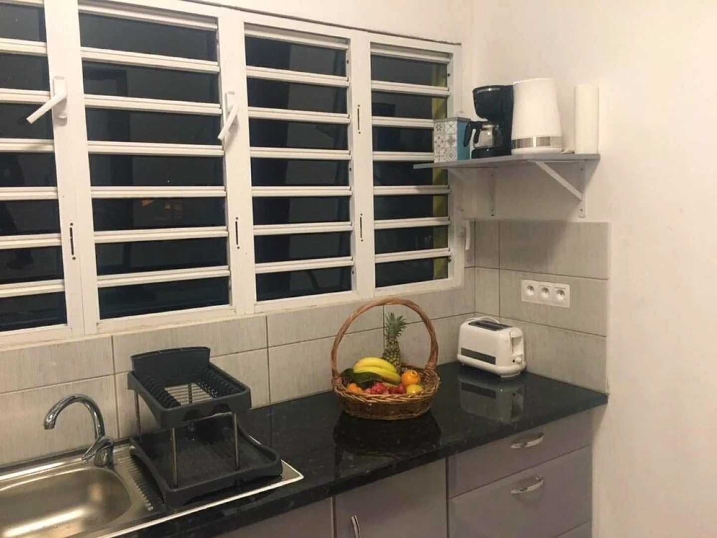 House With one Bedroom in Sainte-rose, With Furnished Garden and Wifi - 10 km From the Beach