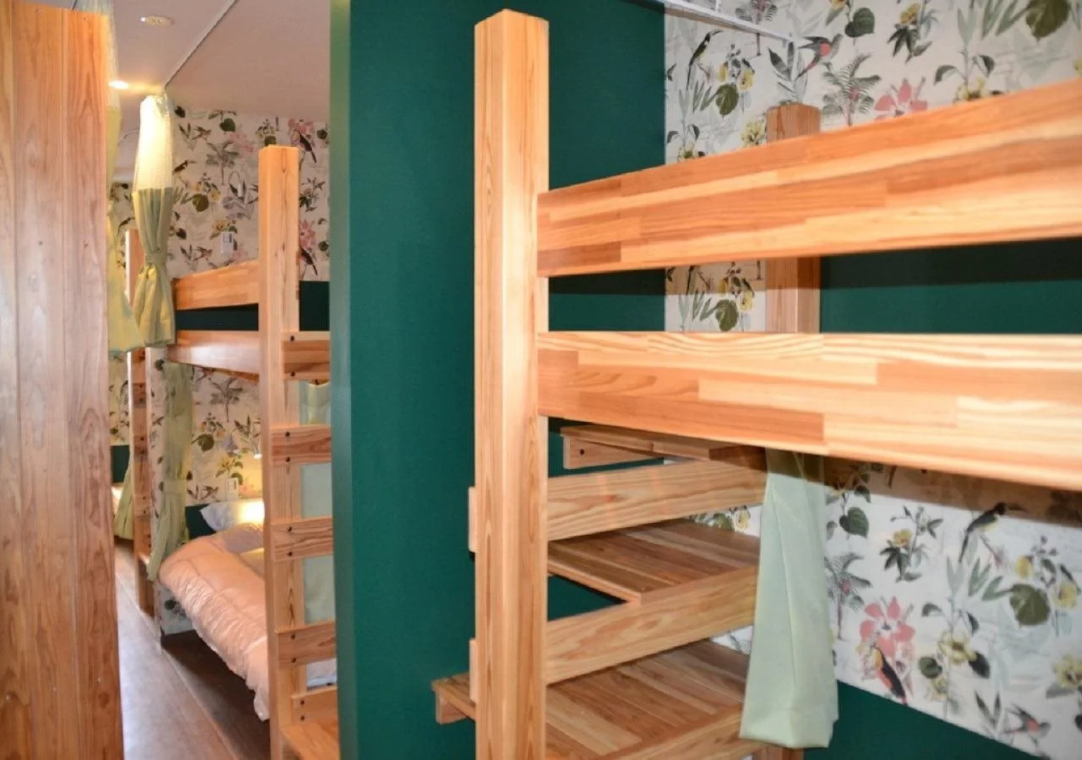 Aoshima Fisherman'S Beachside Hostel & Spa