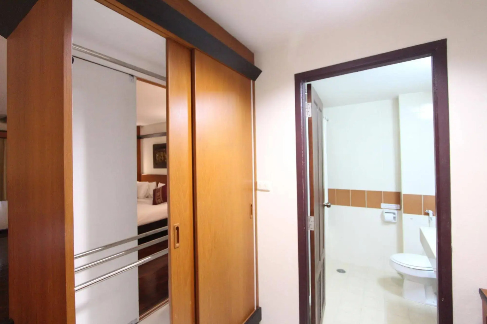 Piyada Residence by Nexottel