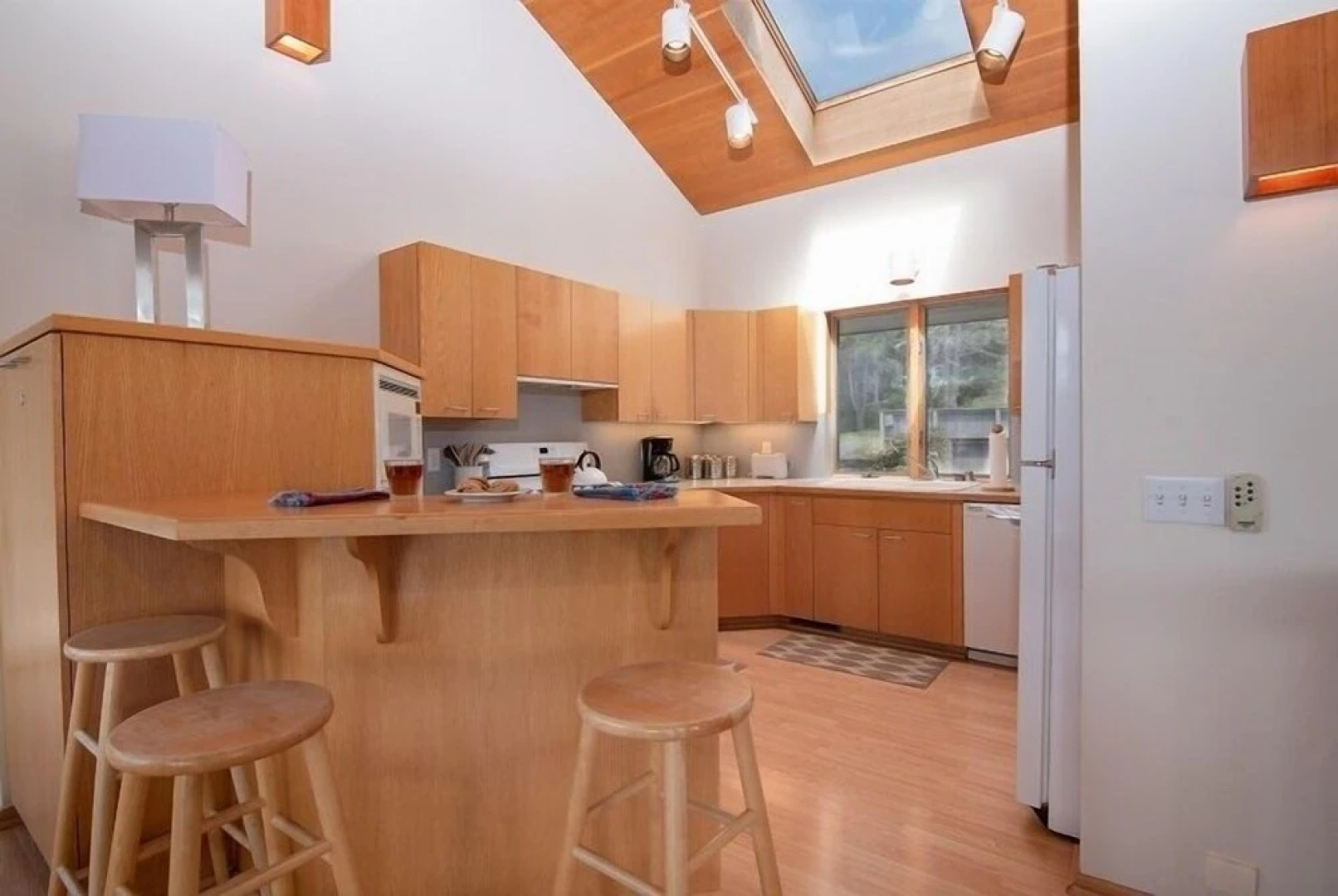 Moonshadow 3 Br home by RedAwning