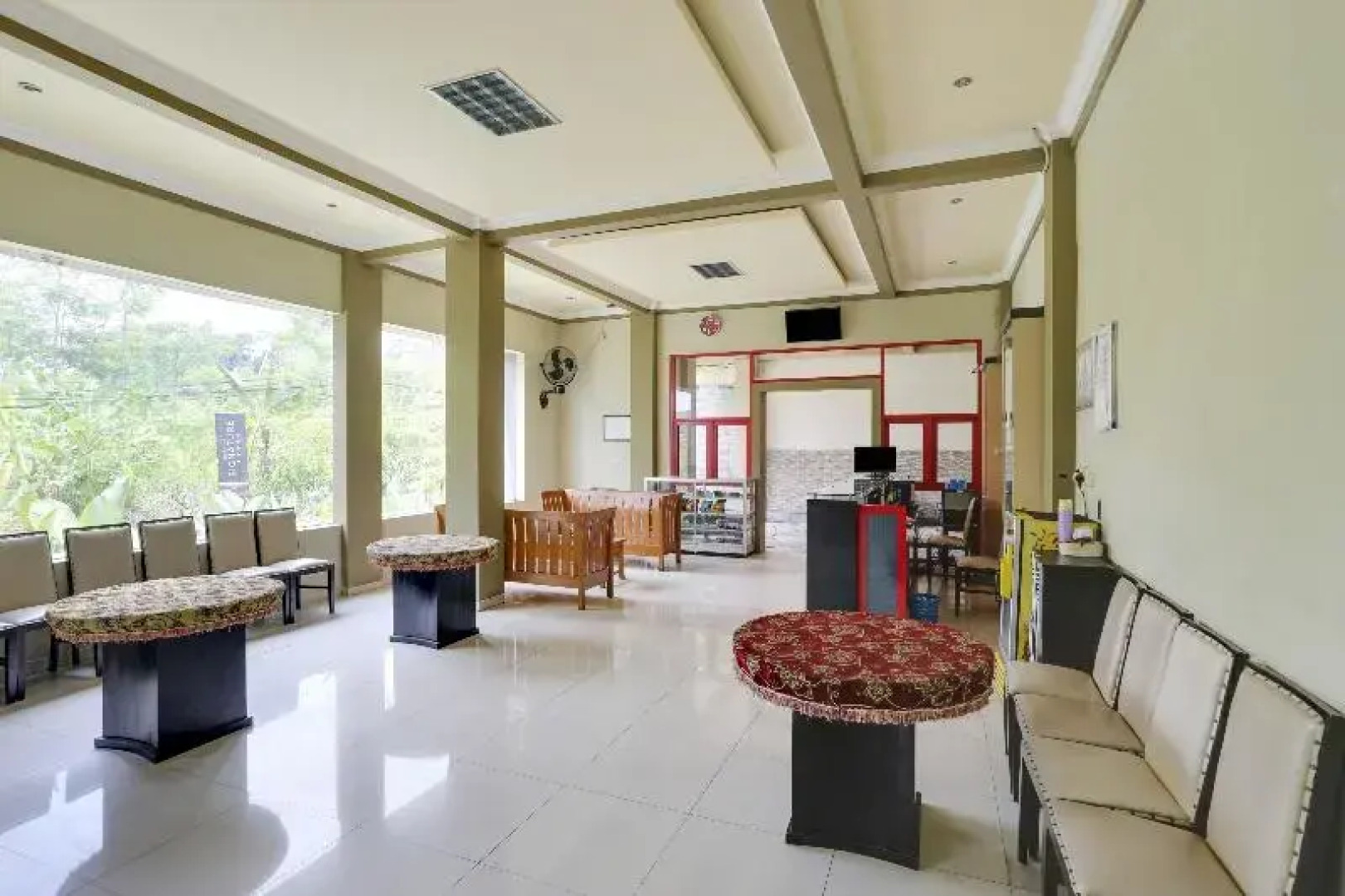 OYO 4014 Hotel Bergas Indah