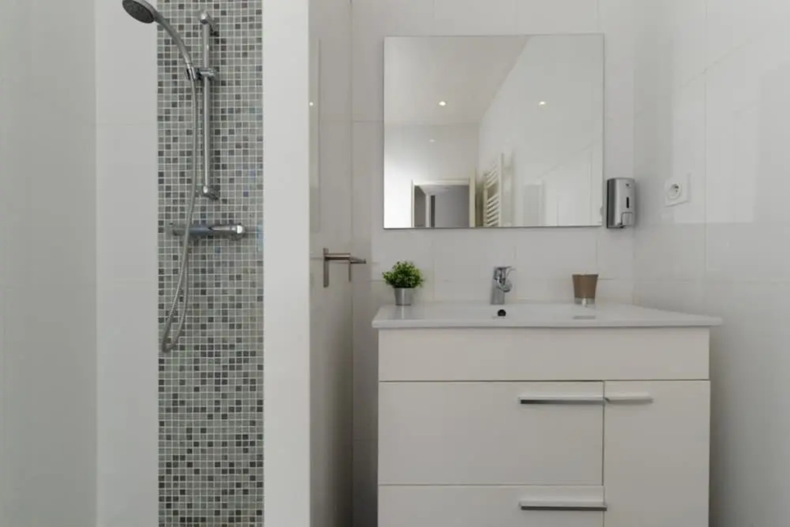 Rivoli Studio 53 - Five Stars Holiday Ho