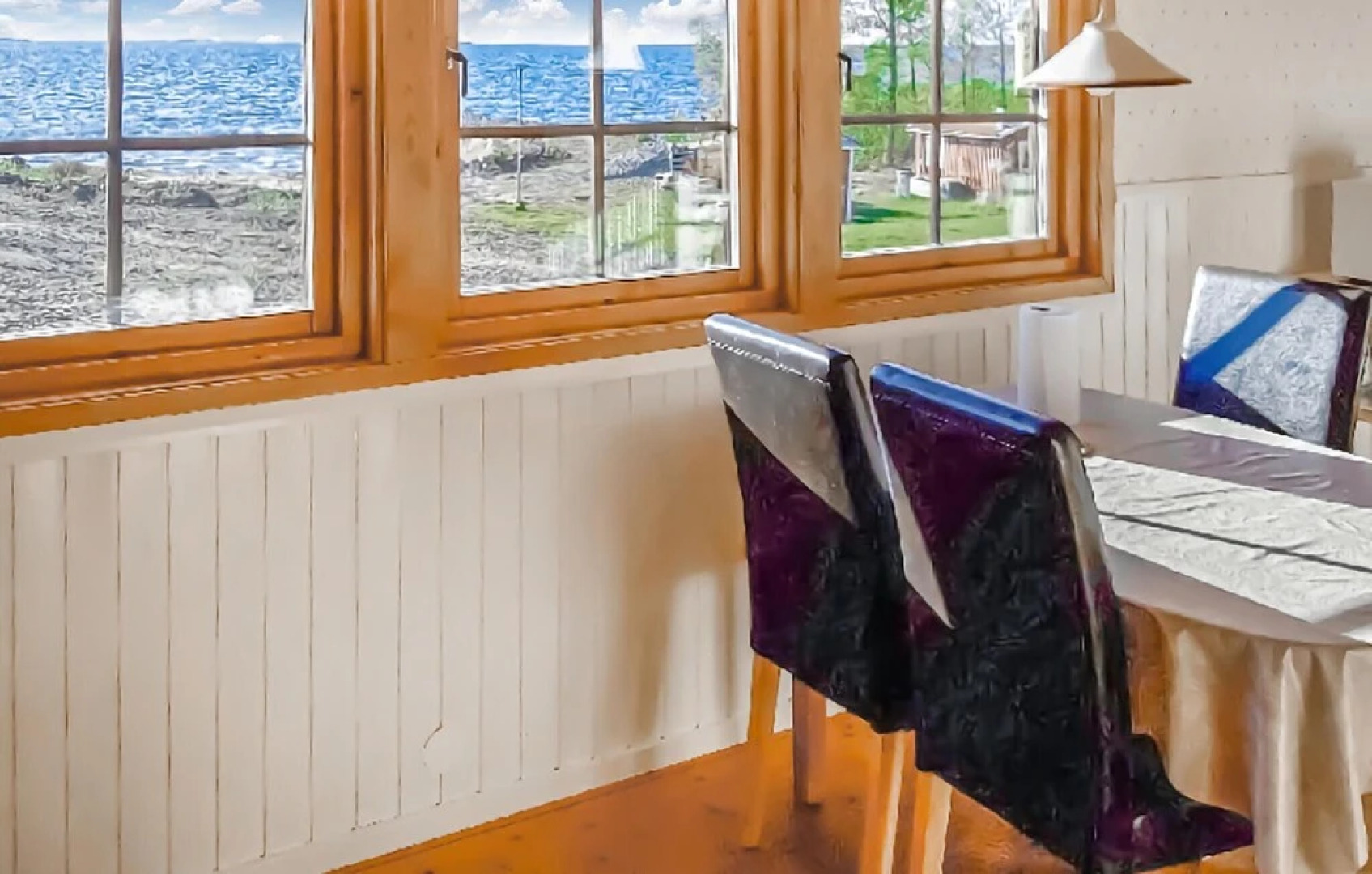 Stunning Home in Sjötorp With Wifi and 3 Bedrooms