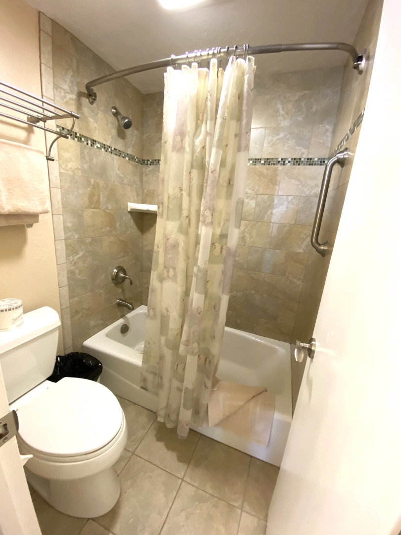 Tahoe Lakeshore Lodge & Spa