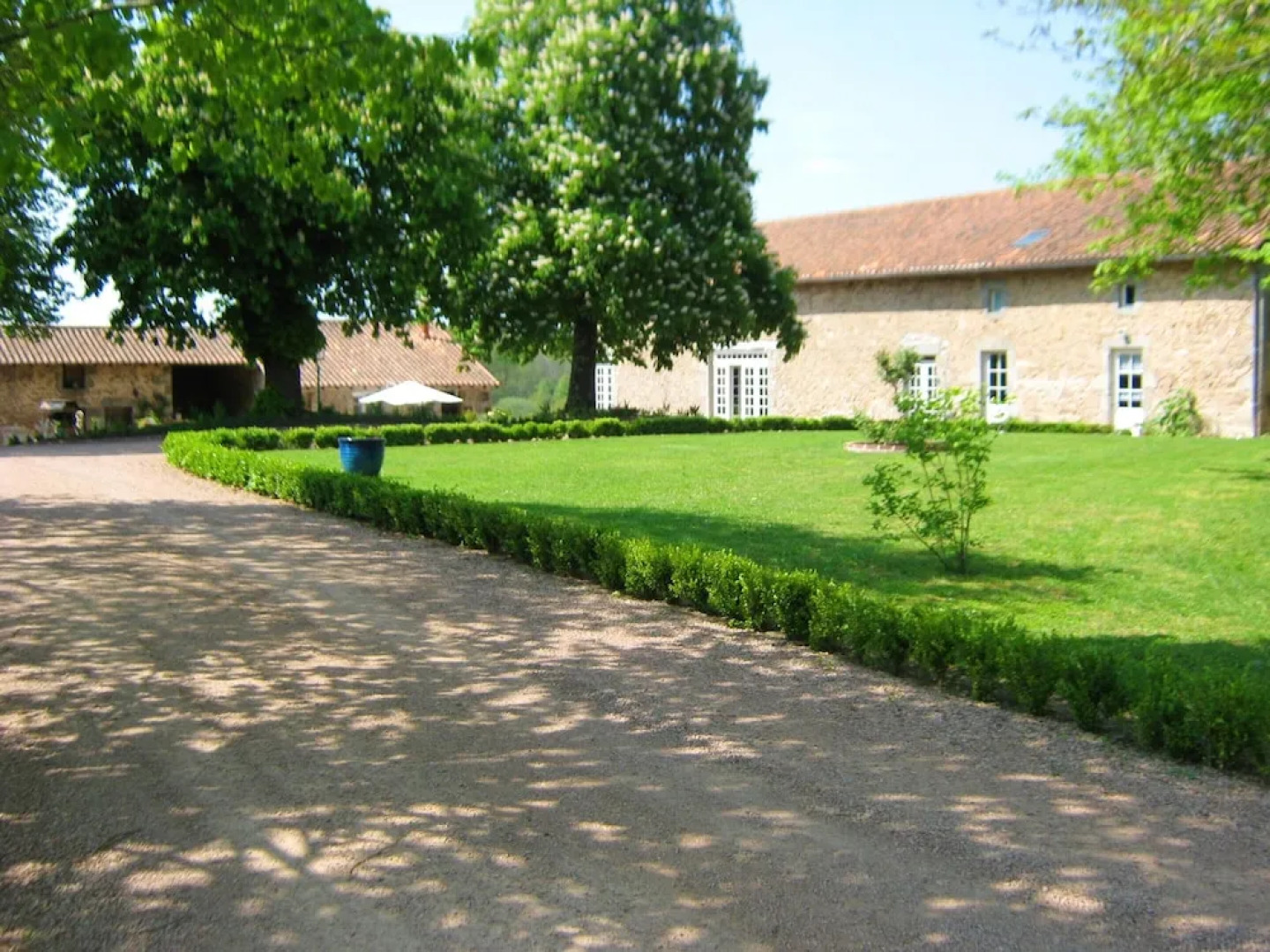 House With one Bedroom in Abjat-sur-bandiat, With Shared Pool, Furnished Garden and Wifi