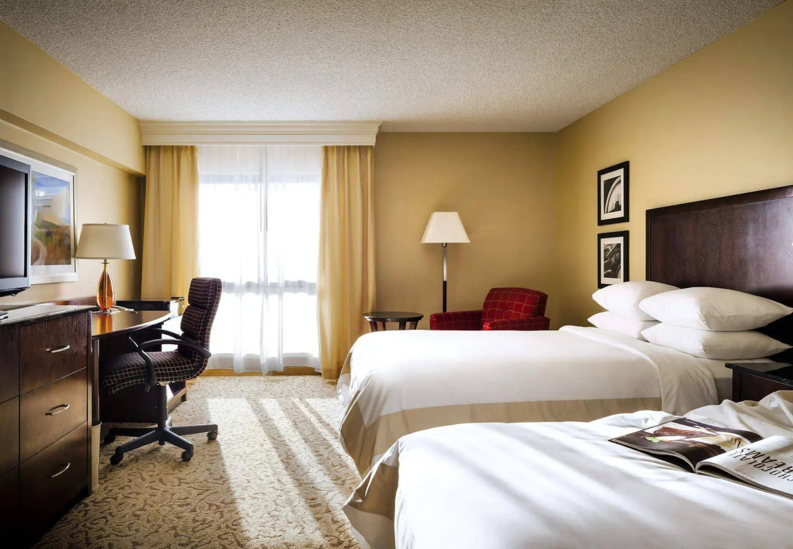 Marriott Riverside at the Convention Center