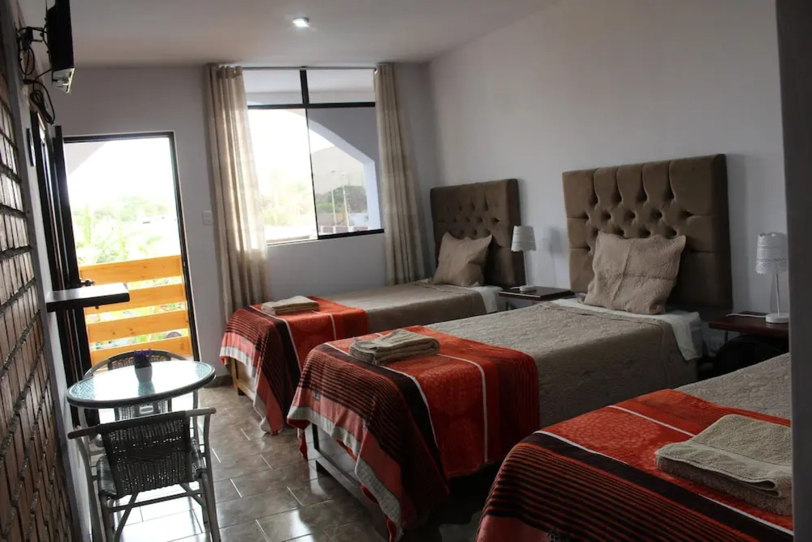 Huacachina Desert House