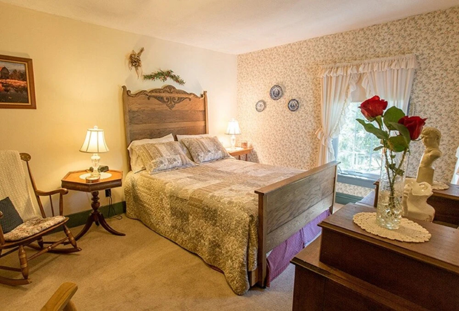 Casa Bella Inn & Restaurant