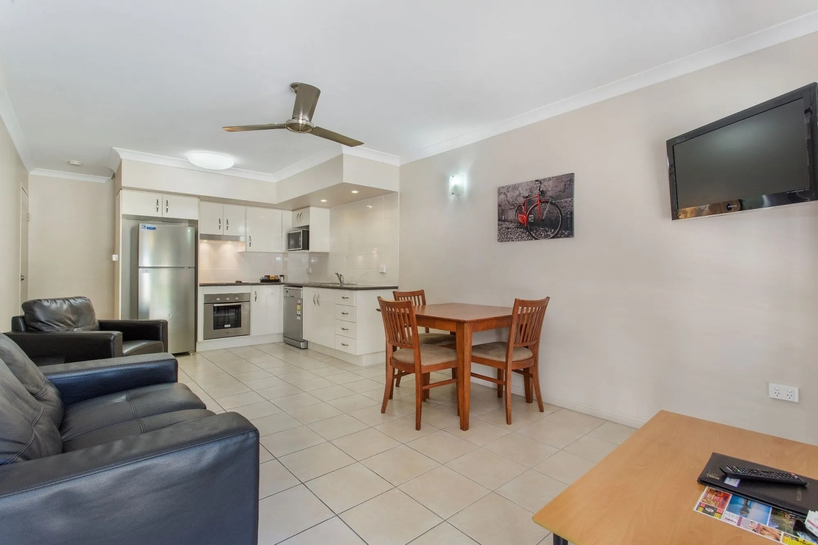 Cityville Apartments & Motel