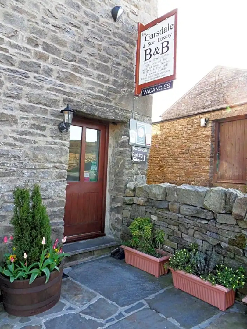 The Garsdale Bed & Breakfast - Goats and Oats at Garsdale