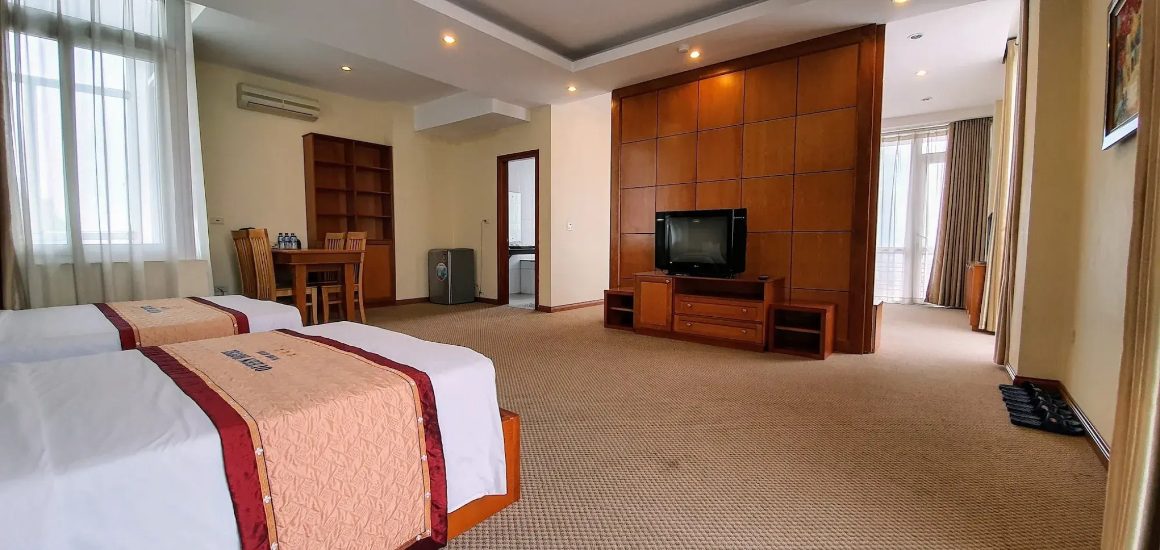 Queen Hotel Ninh Binh
