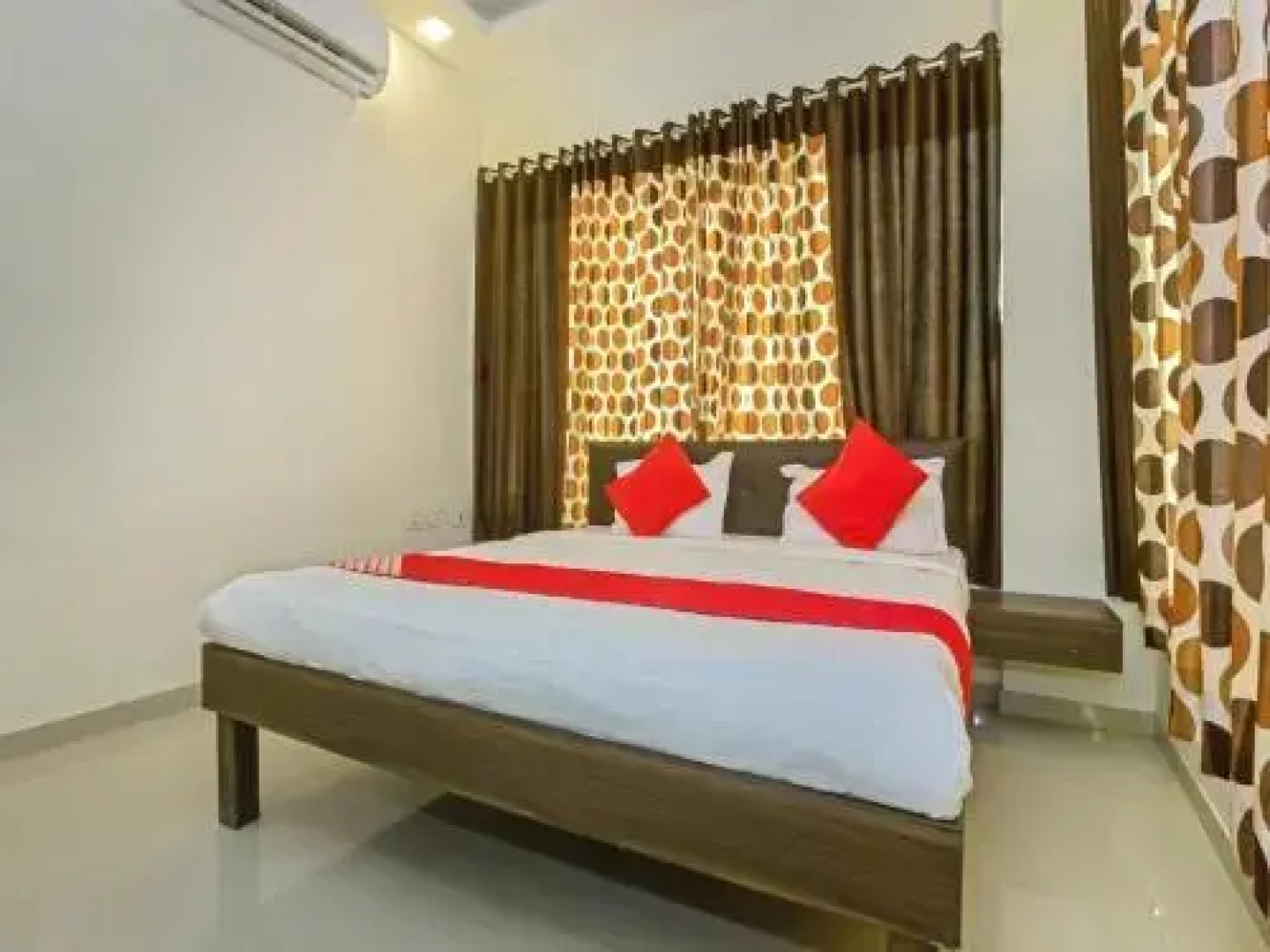 OYO 19969 Hotel Sai Sagar