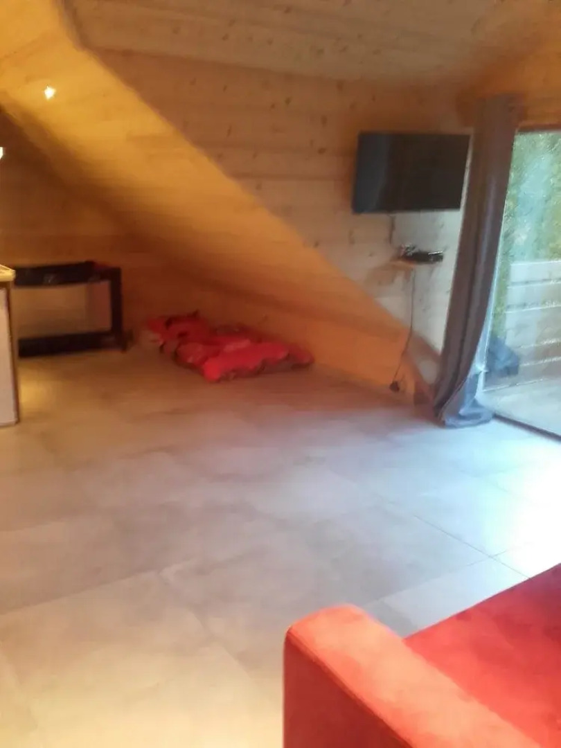 Studio in Saint-jean-d'arves, With Wonderful Mountain View, Furnished Garden and Wifi - 6 km From the Slopes