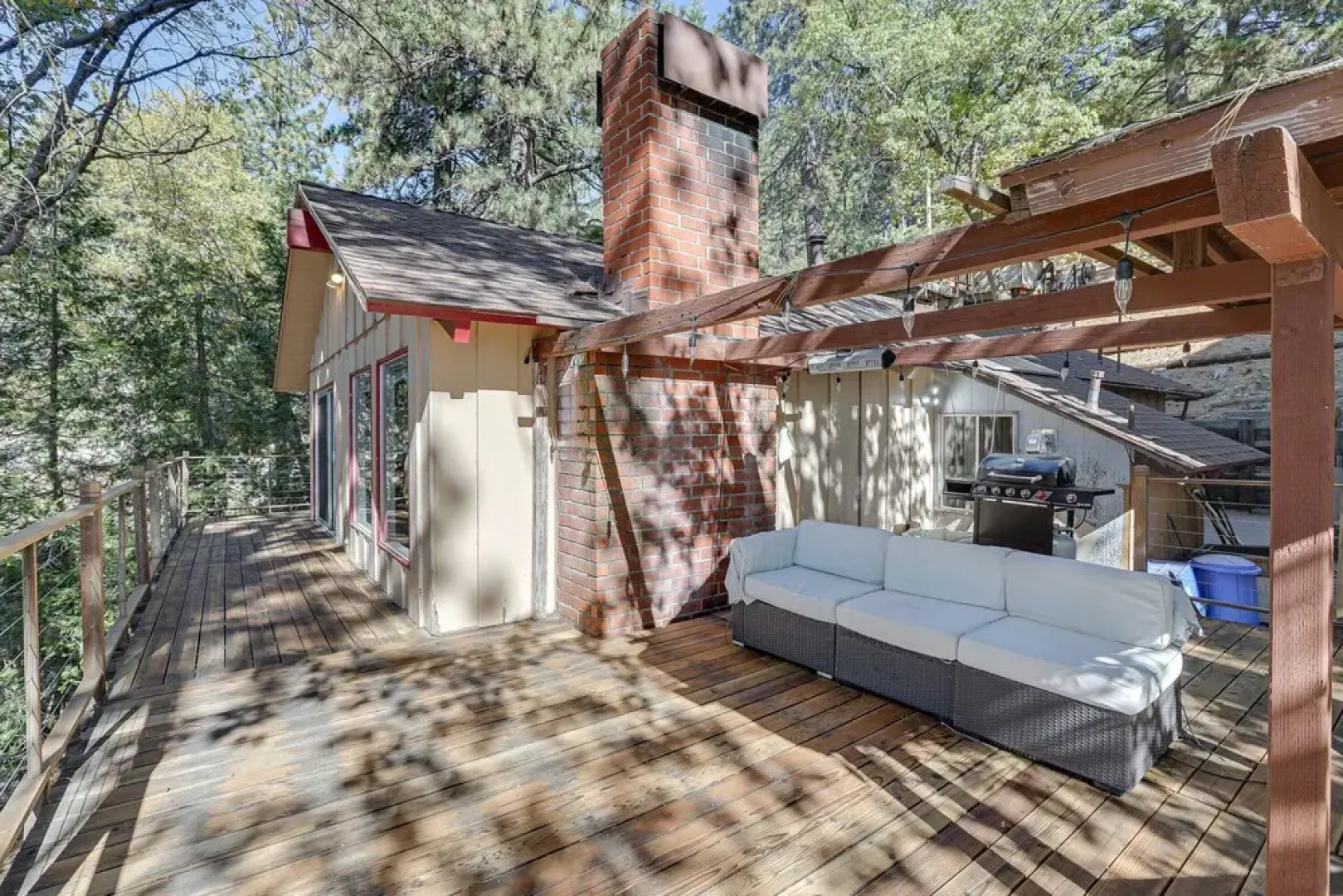 Running Springs Cabin: 8 Mi to Snow Valley!