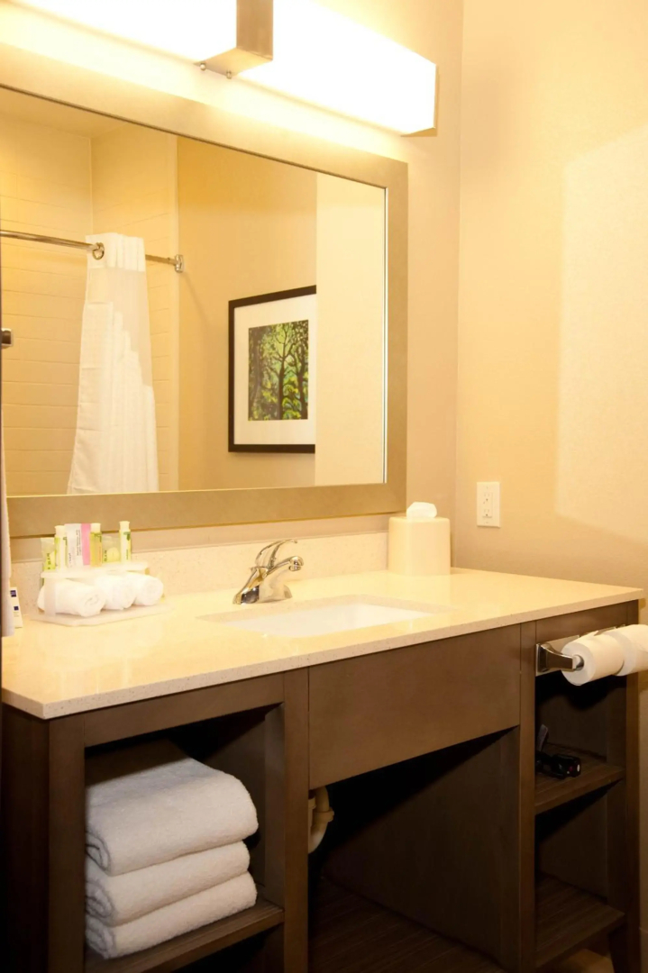 Holiday Inn Express Hotel & Suites Schulenburg by IHG