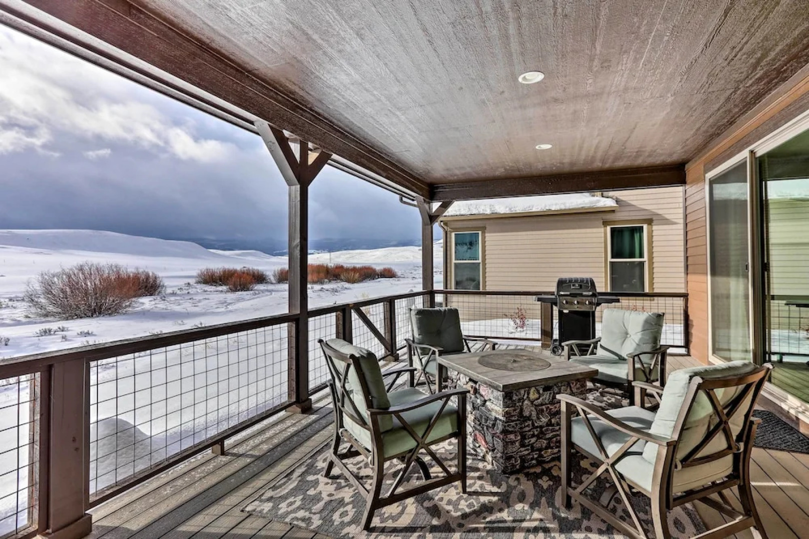 Granby Golf Retreat w/ Ski Trails, Mountain View!