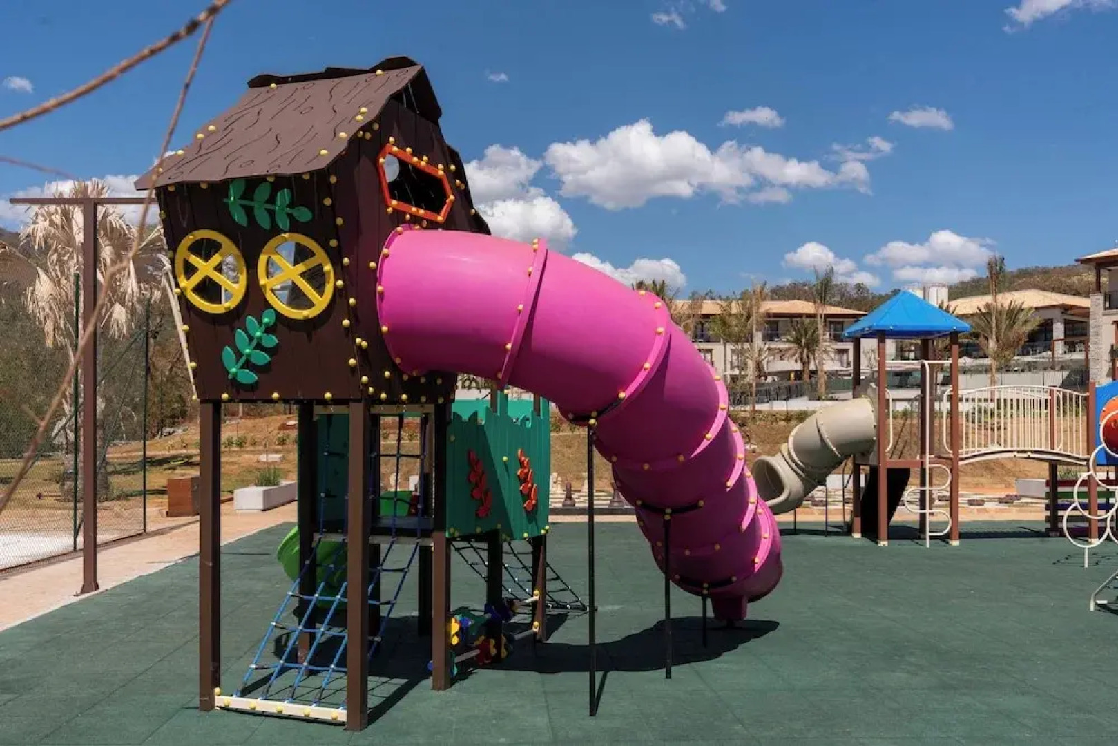 Pyrenéus Residence - Gav Resorts