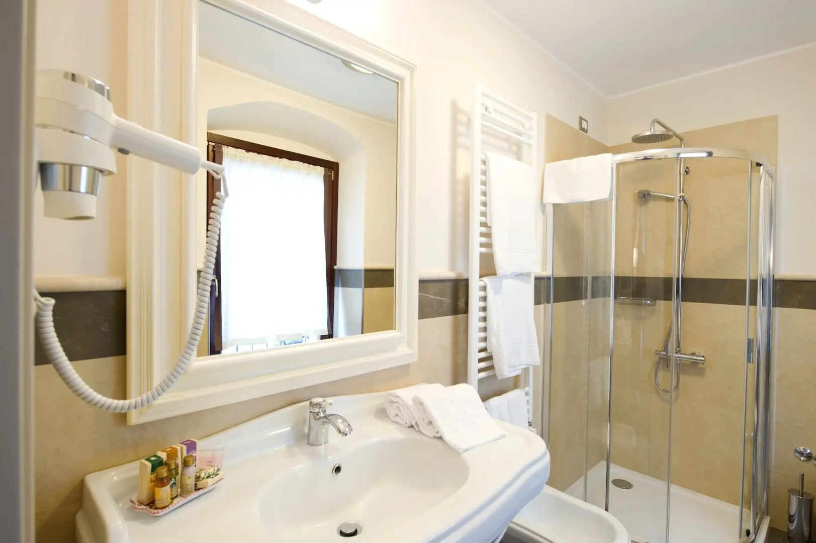 Palazzo dei Mercanti - Historical Residence