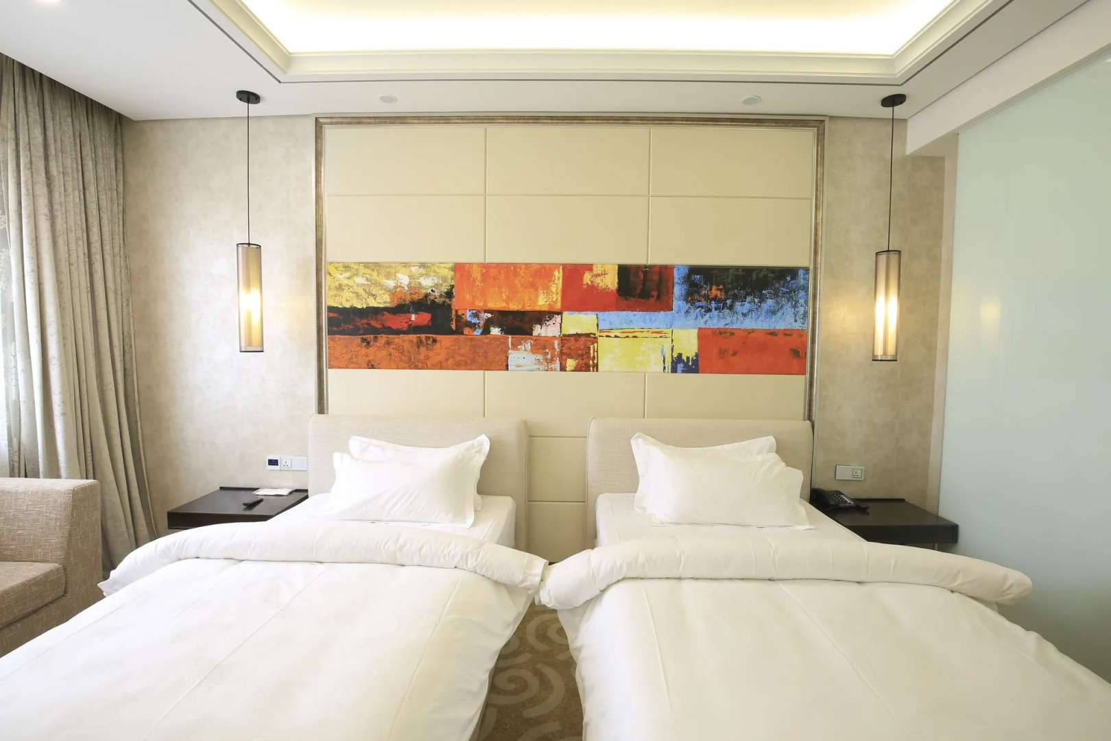 Shanghai Crown Crystal Hotel