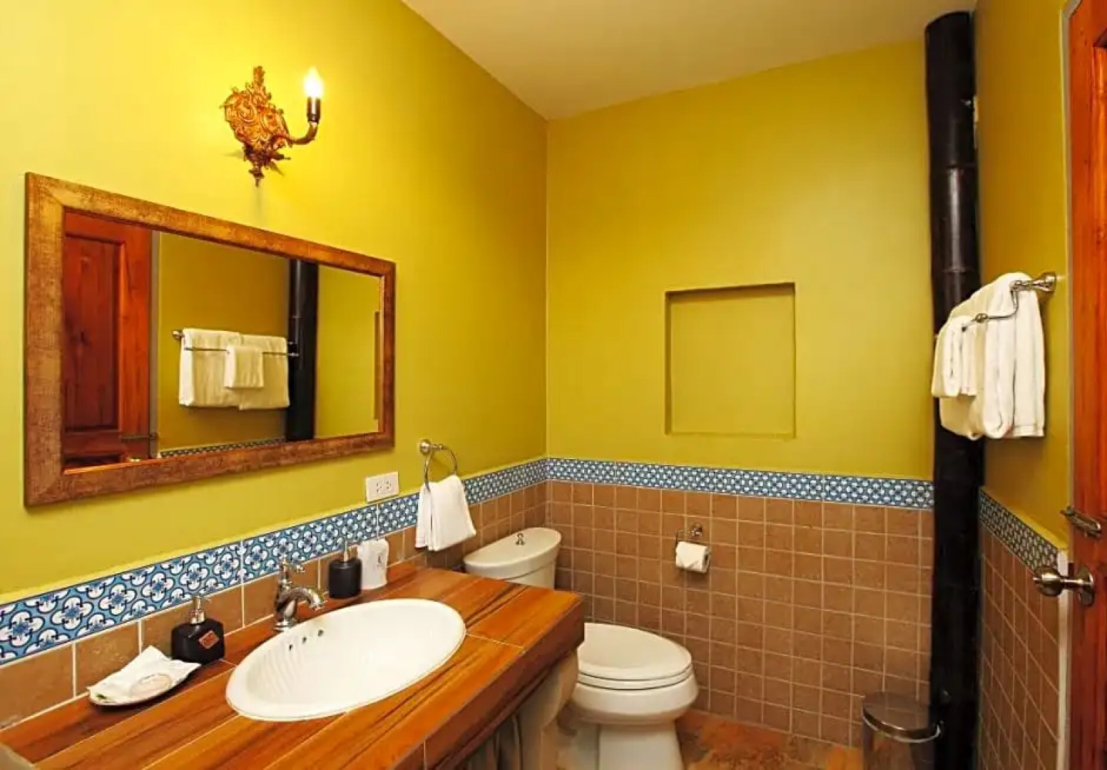 La Provence Suan Phung Hotel