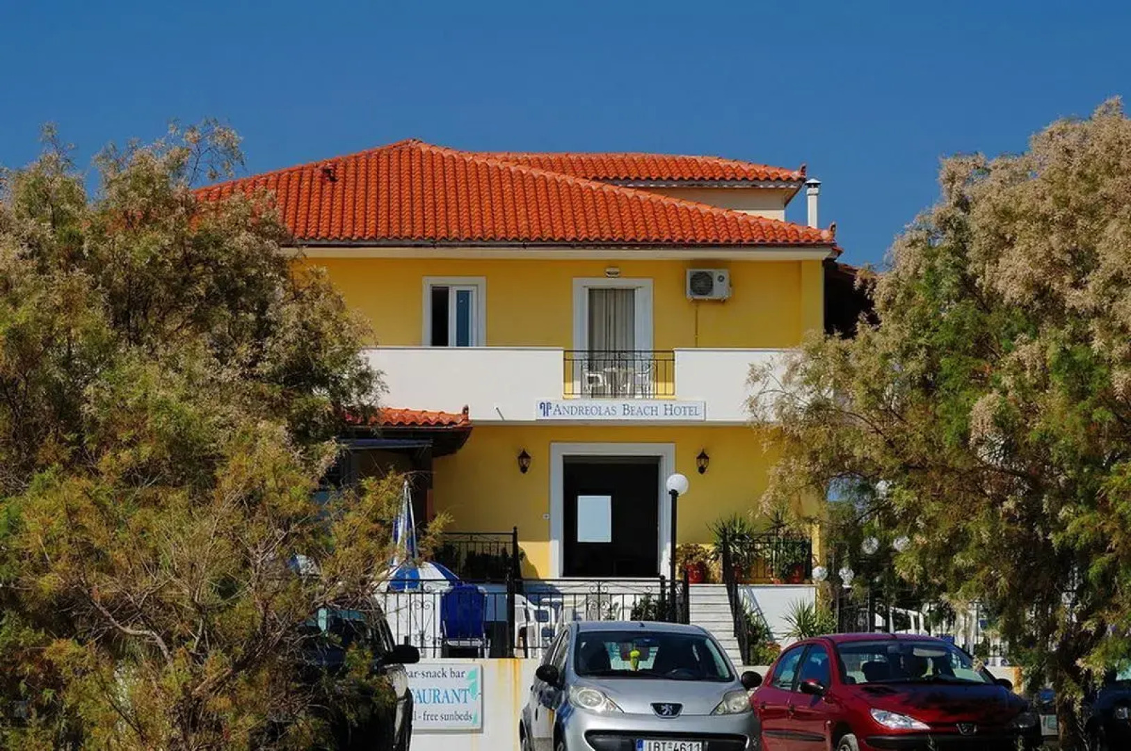 Andreolas Beach Hotel