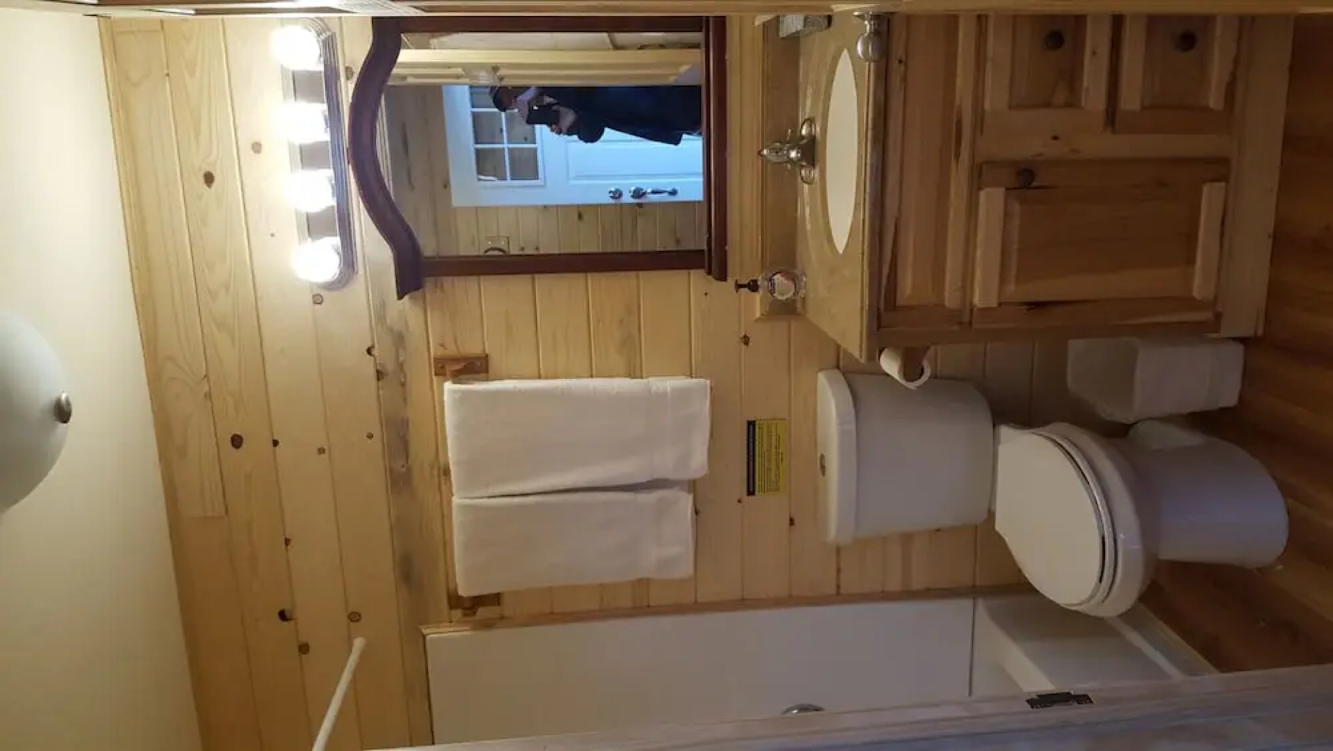 Wild Skies Cabin Rentals in Craig