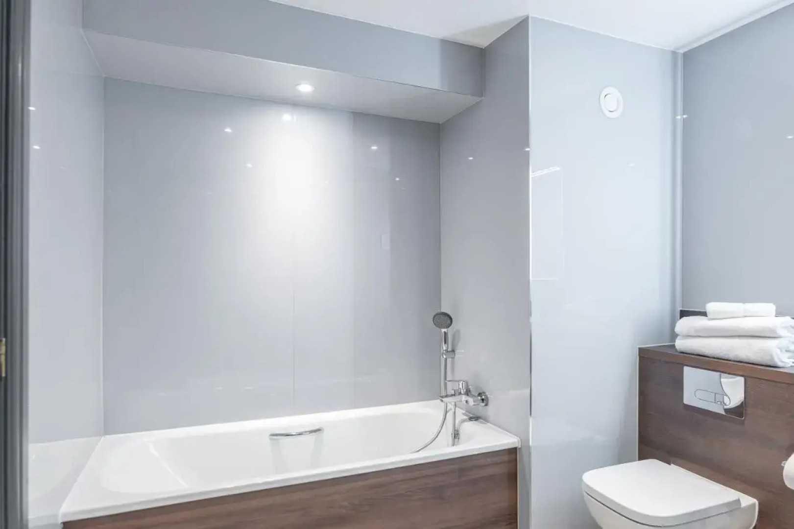 Village Hotel St David'S, Nr Chester