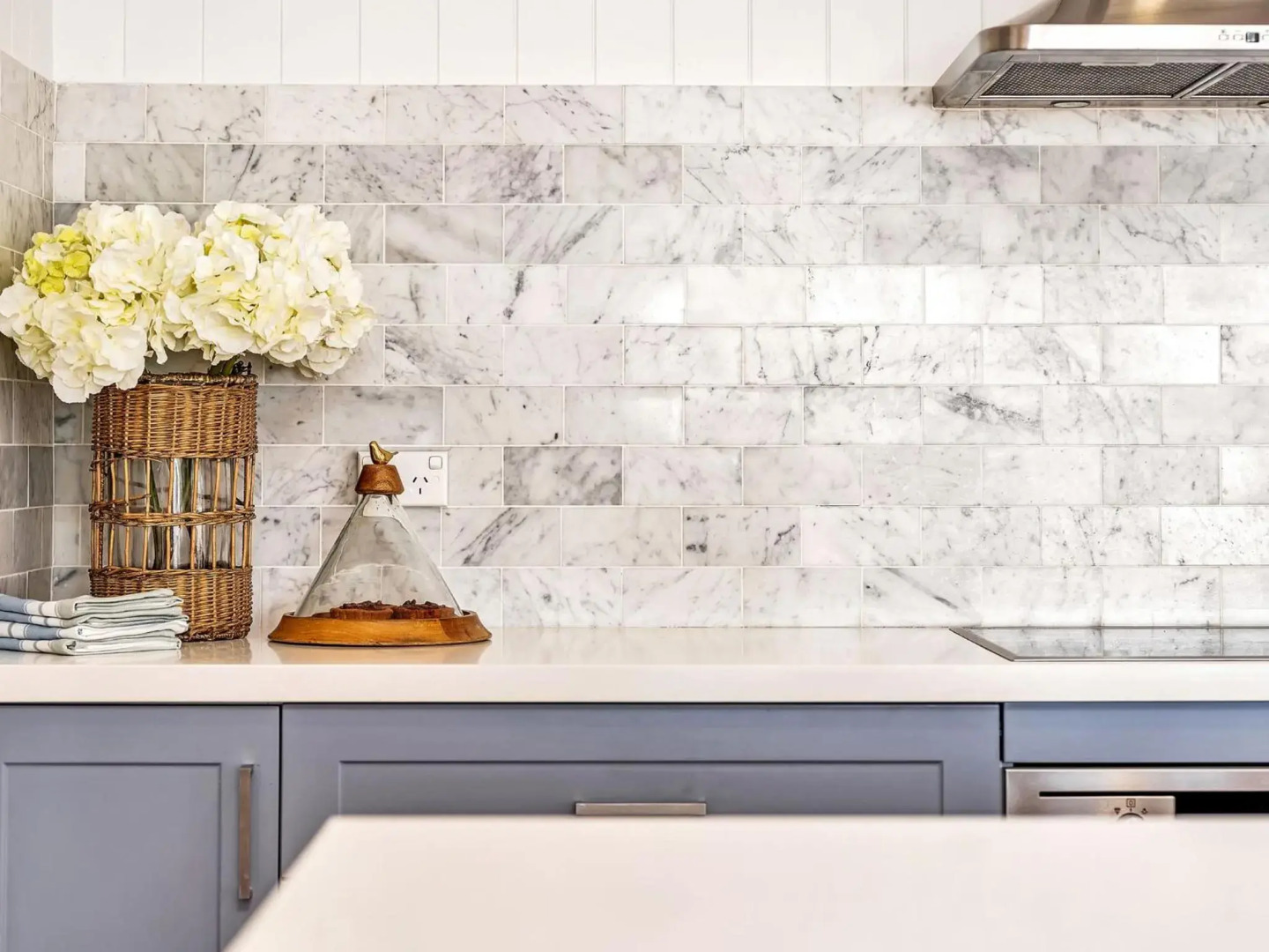 SEA DECK Hyams Beach 4pm Check Out Sundays