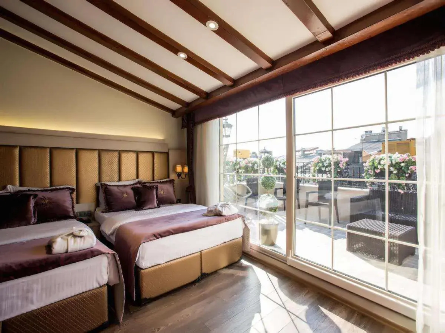 Bonne Sante Hotel