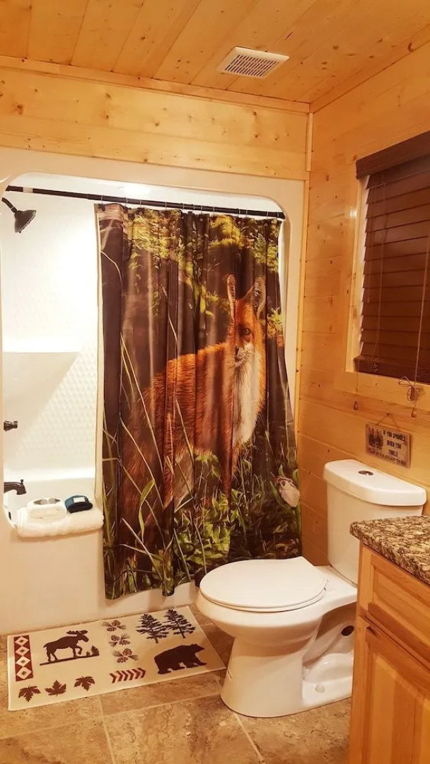 Brokenbowadventures.com