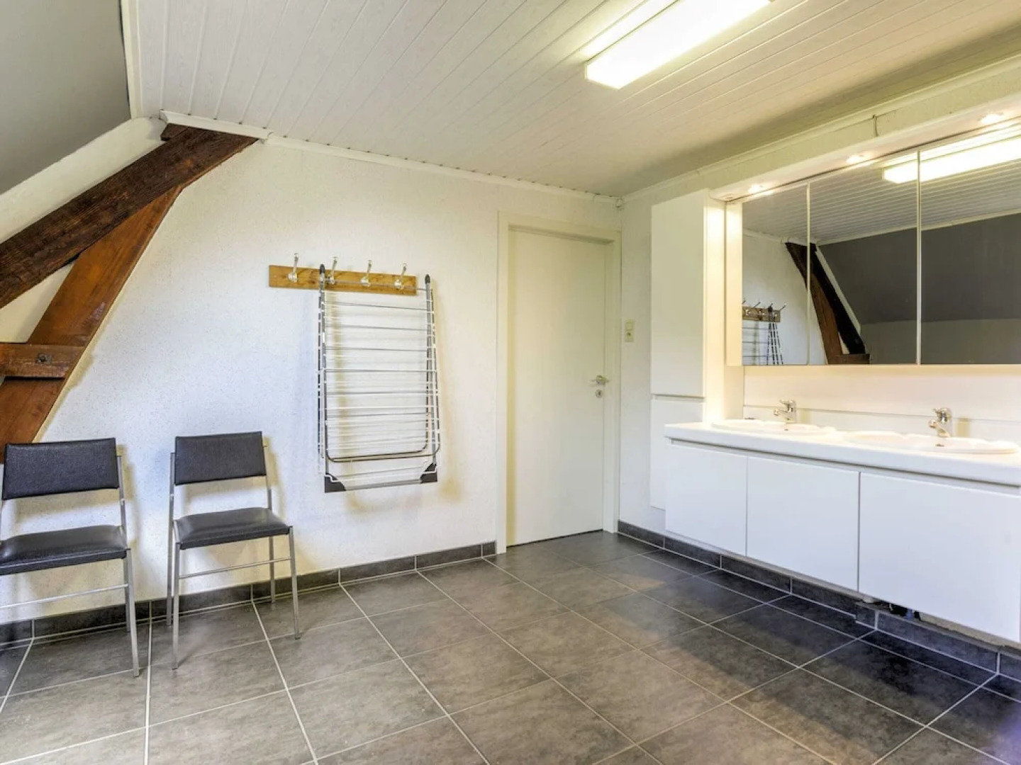 Vacation Home in Vleteren Near Nature Park