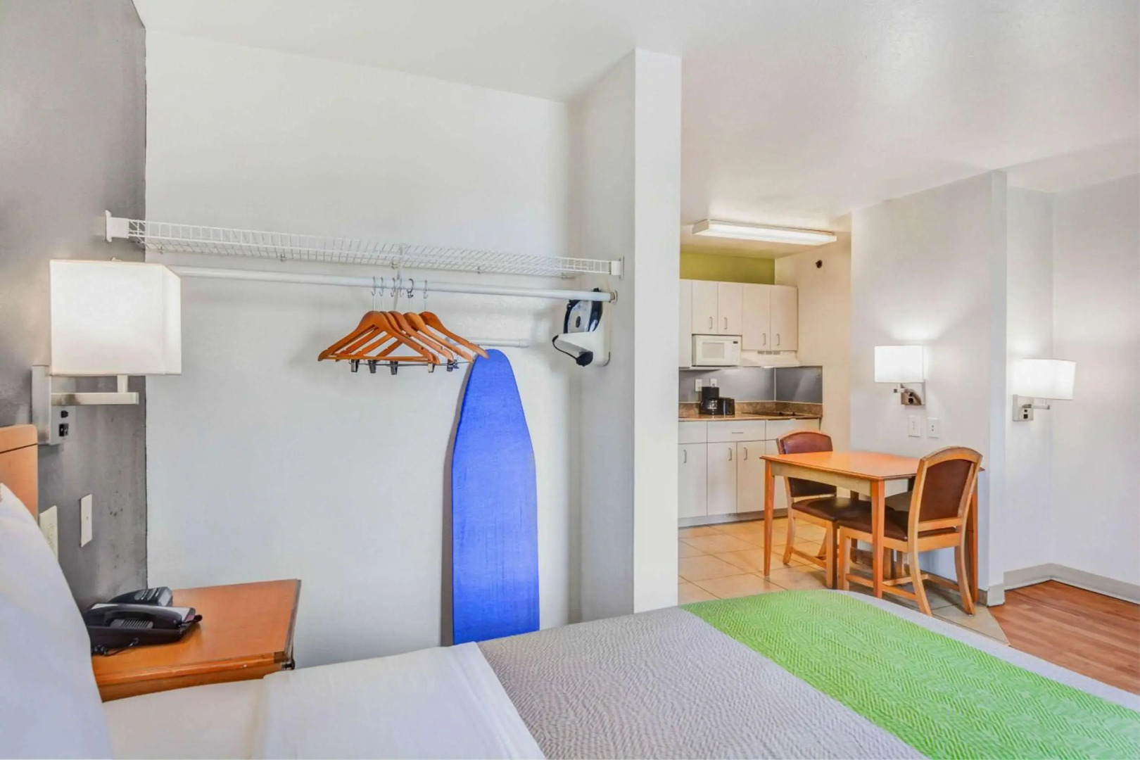 Studio 6 Opelika, AL - Auburn Al