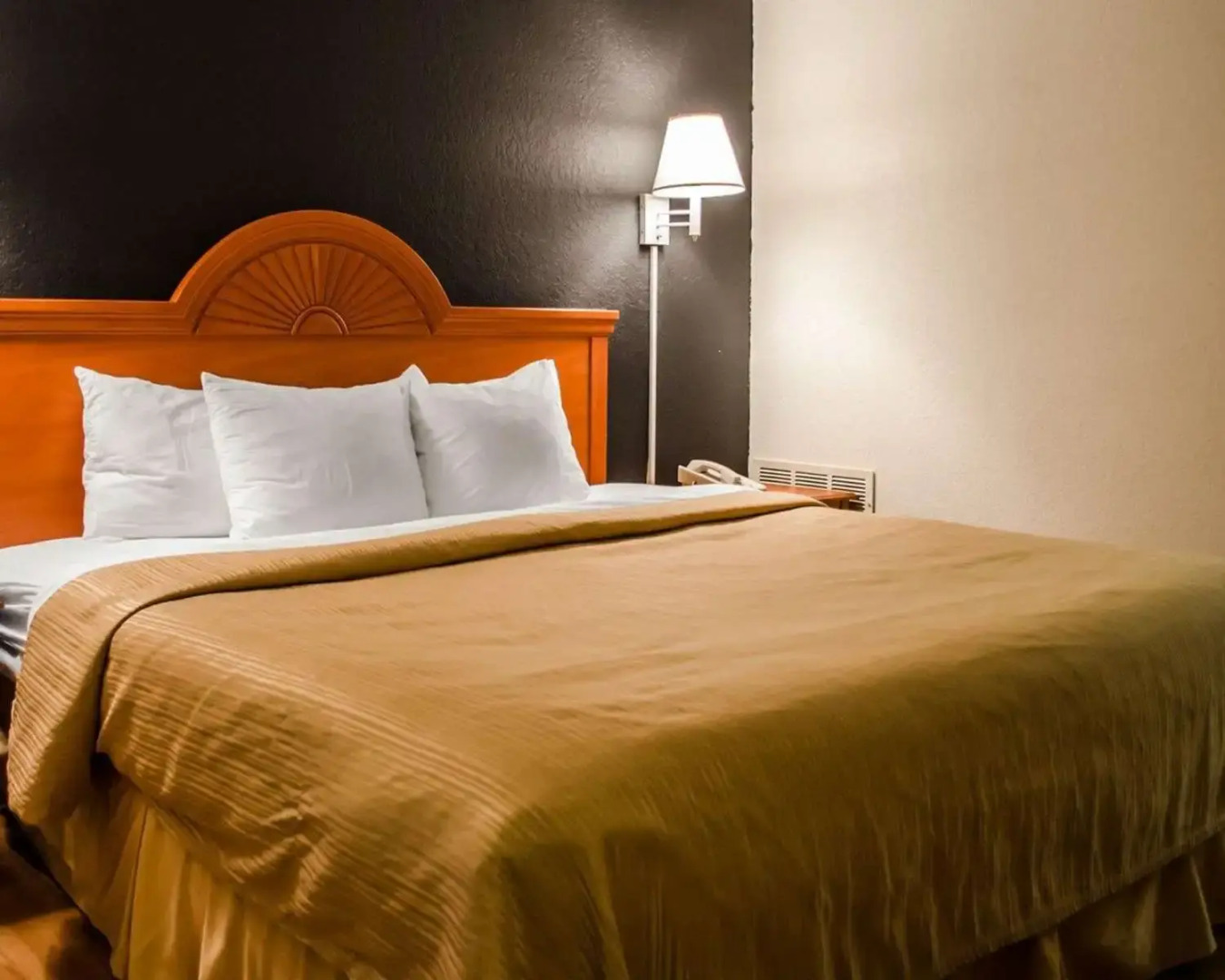 Days Inn by Wyndham Eglin AFB