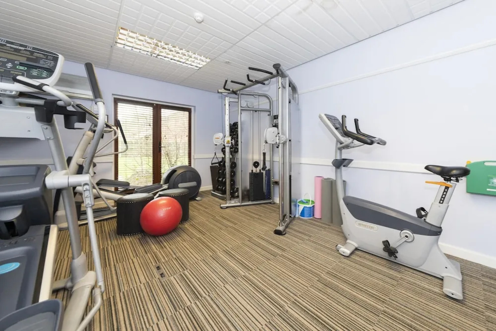 Charming 20-bed Self Contained Dwelling in Hook