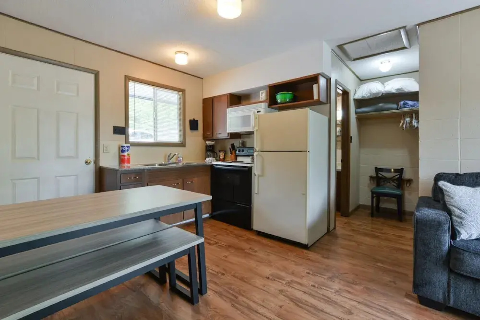 Kimberling Cove Resort