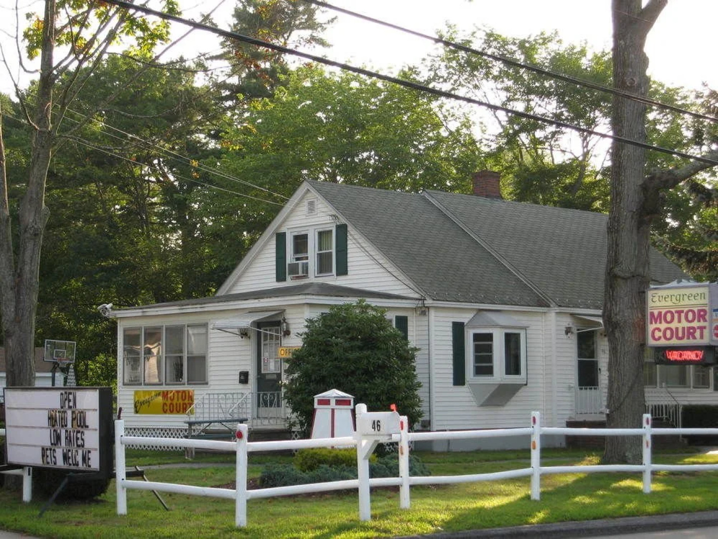 Evergreen Motor Court