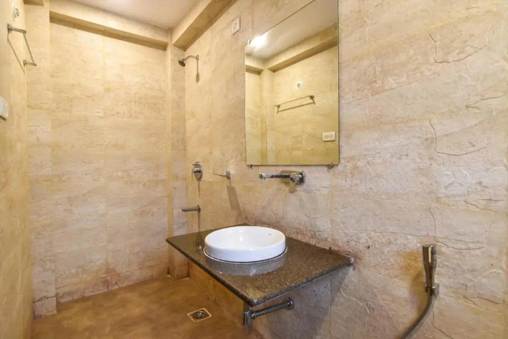 Candolim Serviced Apartments