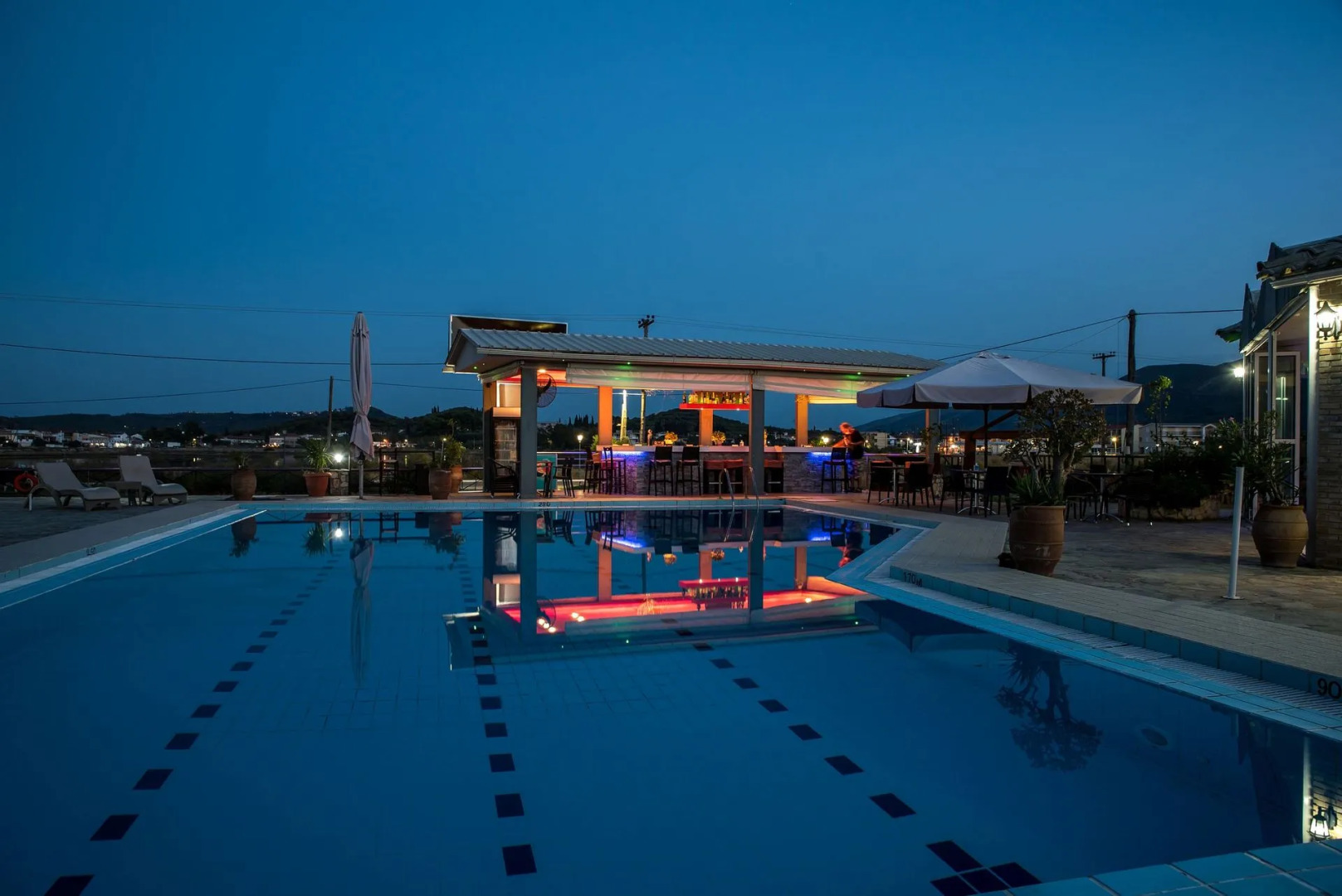 Aphrodite Studios & Apartments