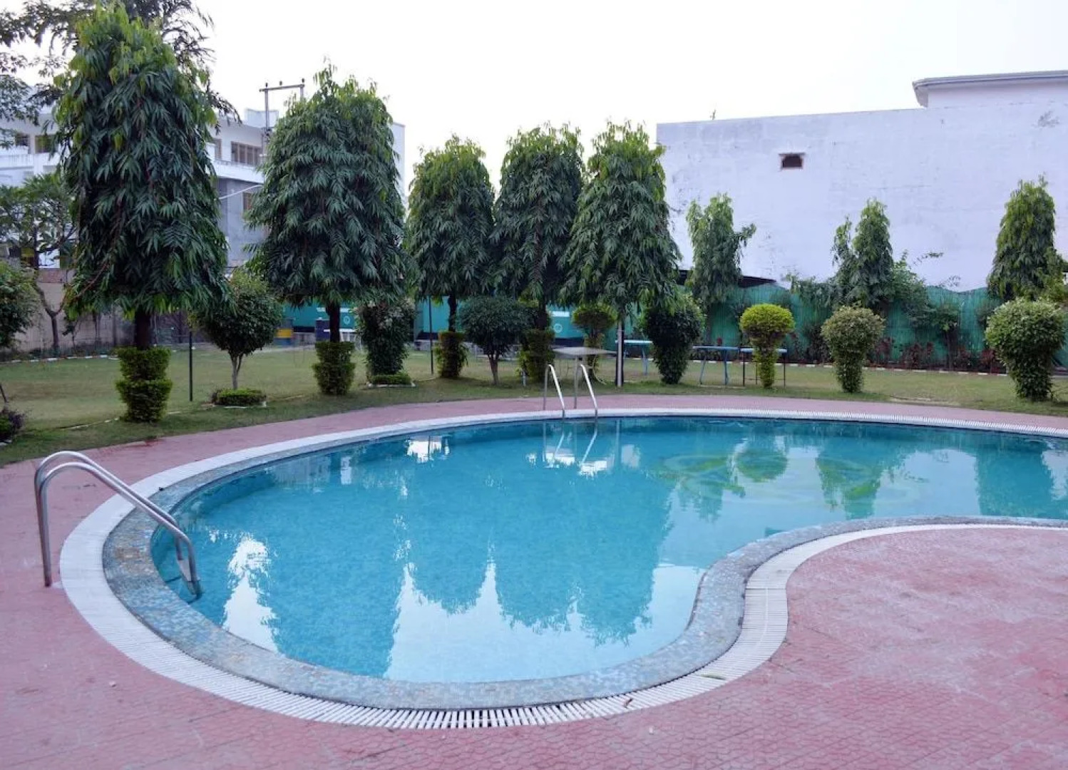 OYO 3140 Classic Residency