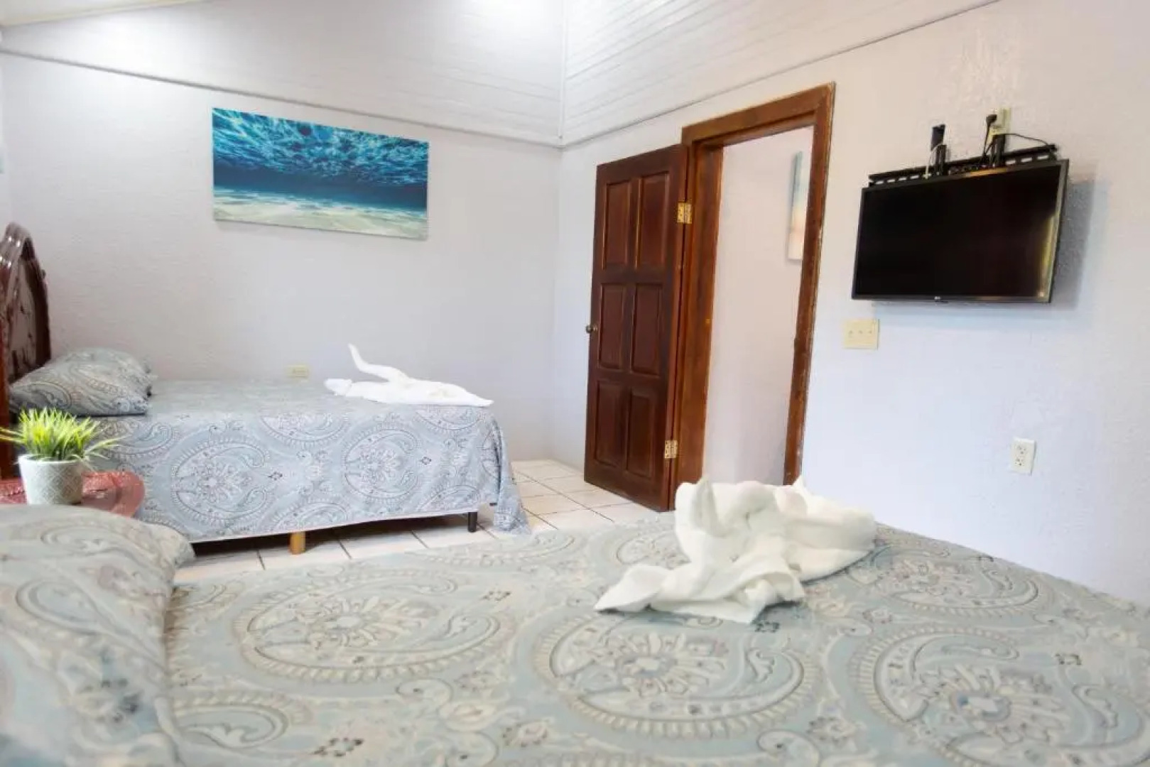 Sea Eye Hotel - Sunset Building