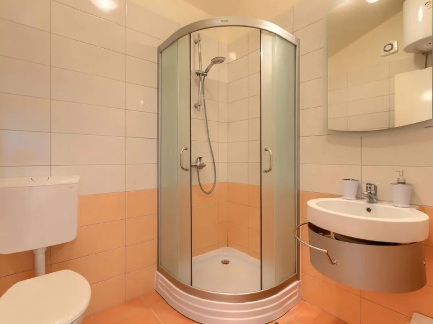 House Ljiljana San Felice del Benaco