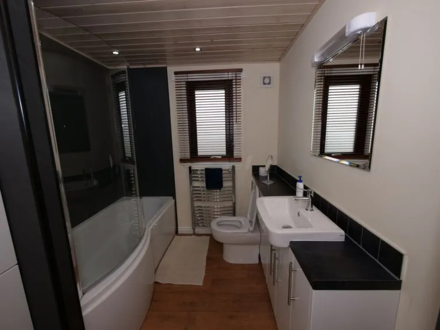 Chalet Loch Leven Lodge