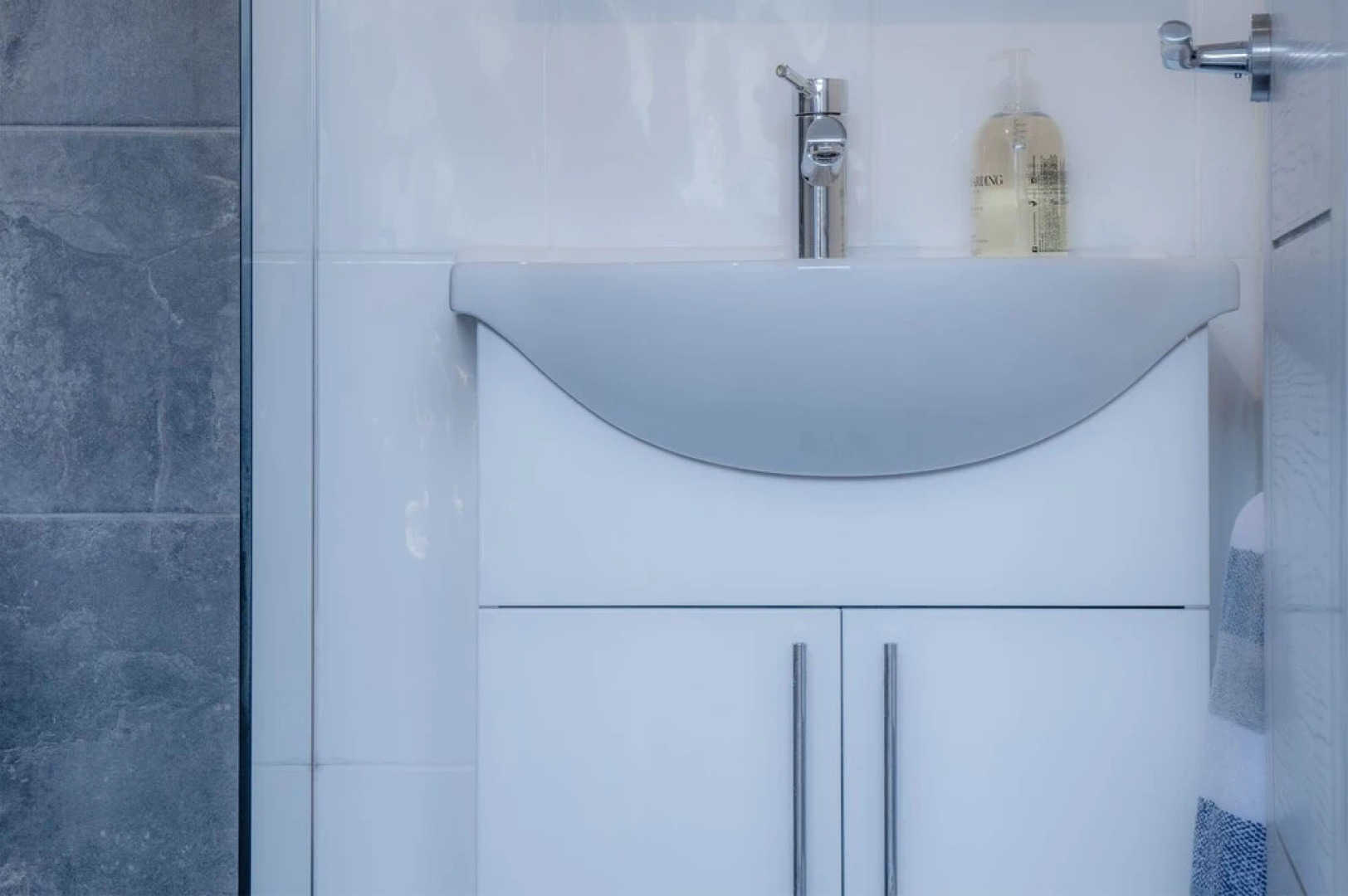 Marina View - 1 Bed Apartment - Neyland