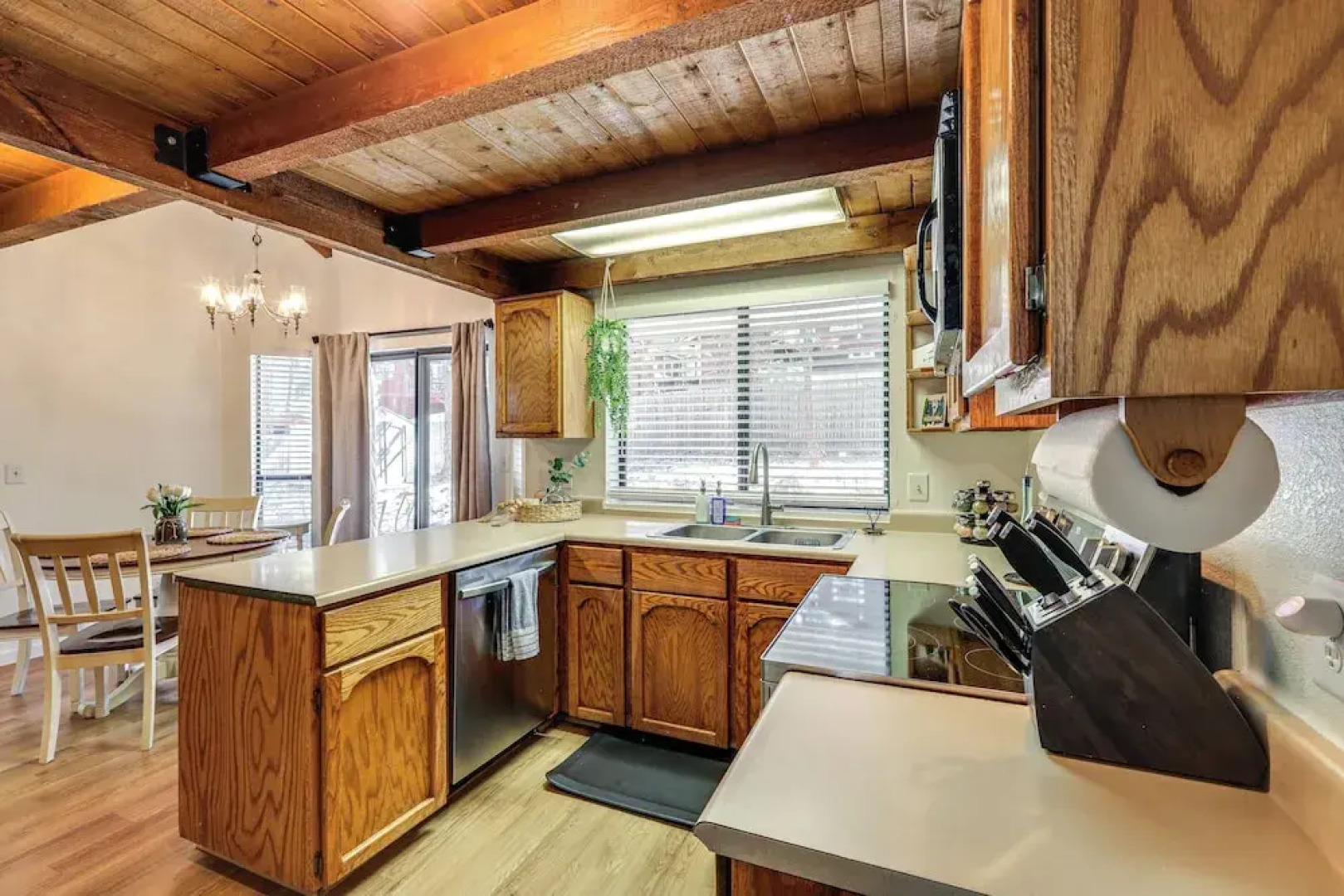 Grill & Games: Family-friendly Flagstaff Getaway!