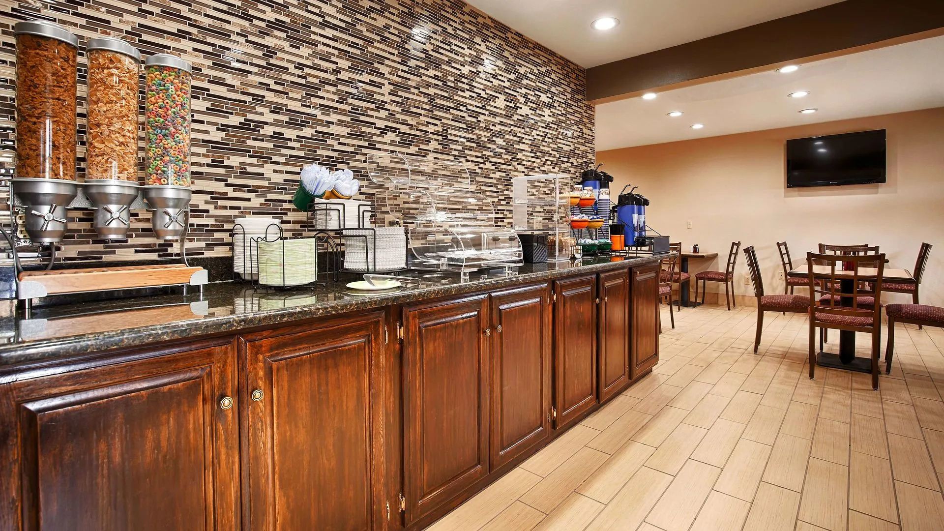 Best Western Red Carpet Inn