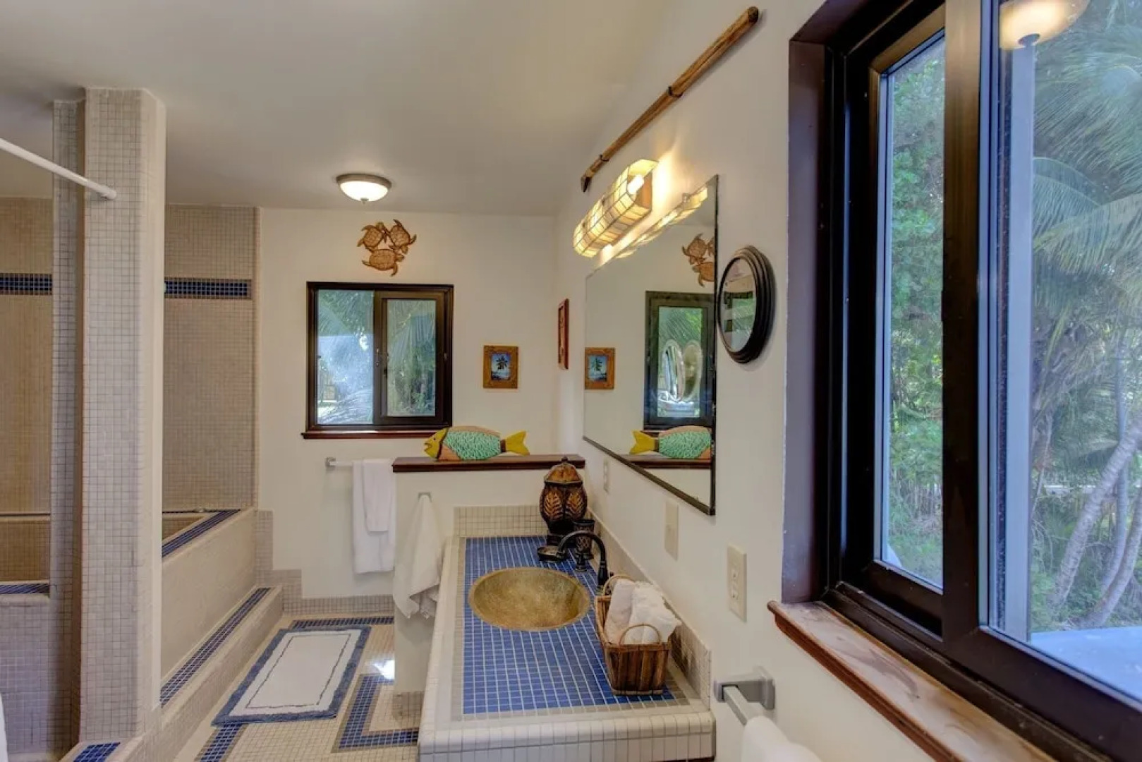 Black Sand Beach House Home